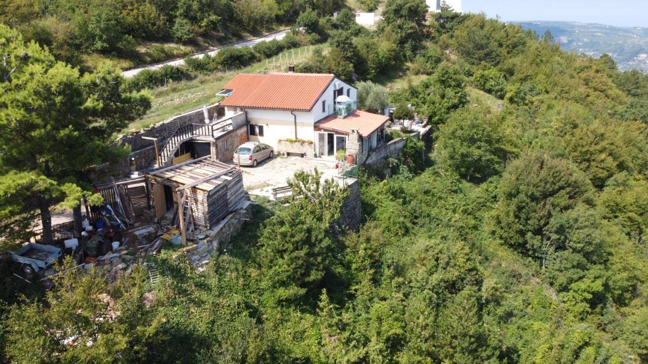 Apartments Pomjan Pogled Na Gore Exteriér fotografie